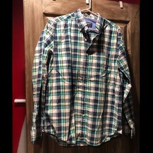 American Eagle Outfitters Athletic Fit Button Down